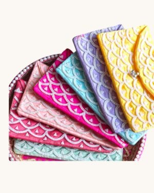 Elegant Handcrafted Embroidery Shagun Envelope (set of 7)